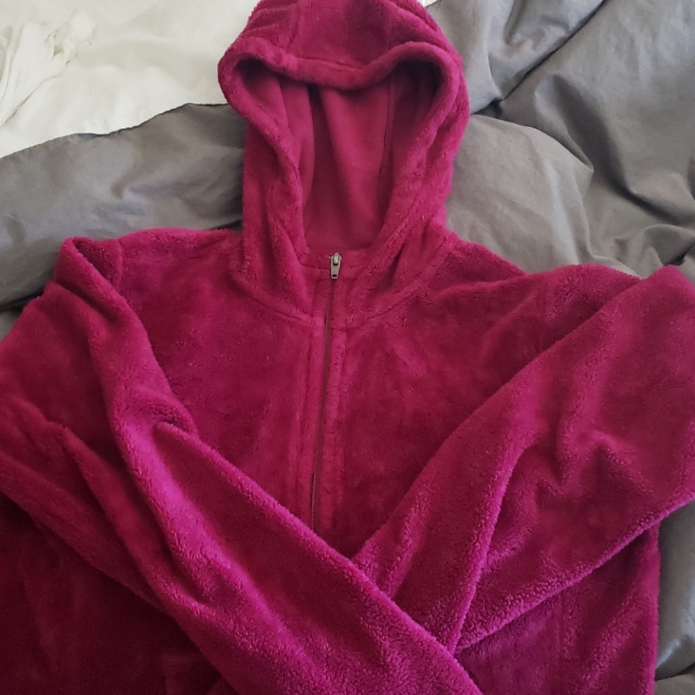 Patagonia zip up magenta